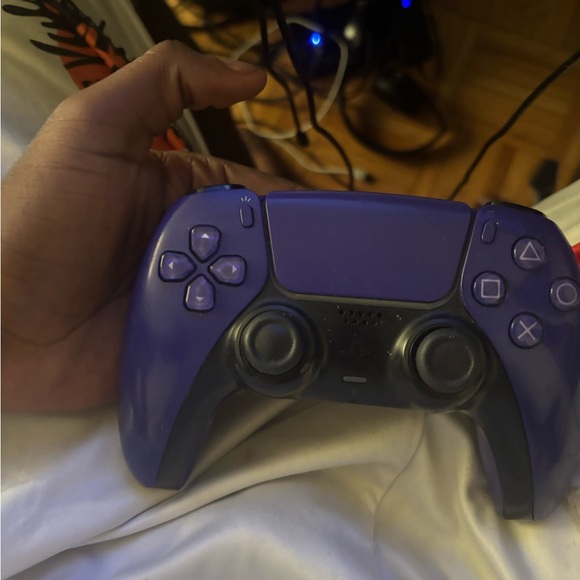 Ps5 controller - Picture 2 of 4